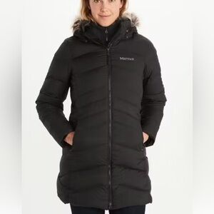 EUC Marmot Women’s Montreal Coat. Size Small. Color Black.